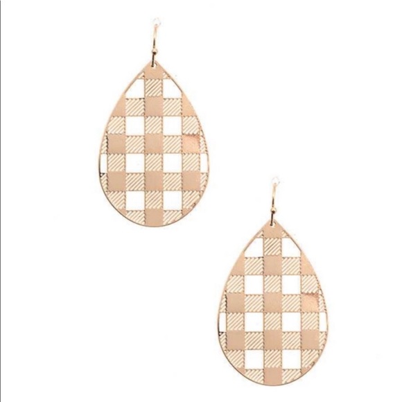 Skull & Arrow Shop Jewelry - Gold Teardrop Earrings